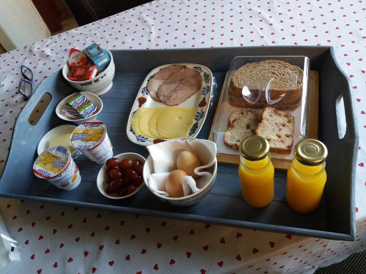 Bed and Breakfast De Wylgepleats Jutrijp Esterno foto