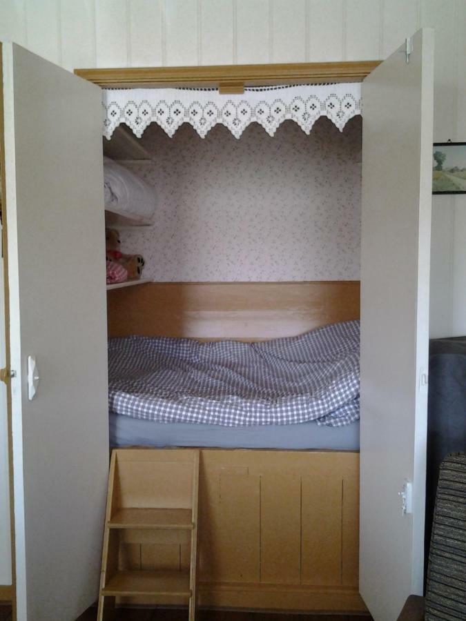 Bed and Breakfast De Wylgepleats Jutrijp Esterno foto